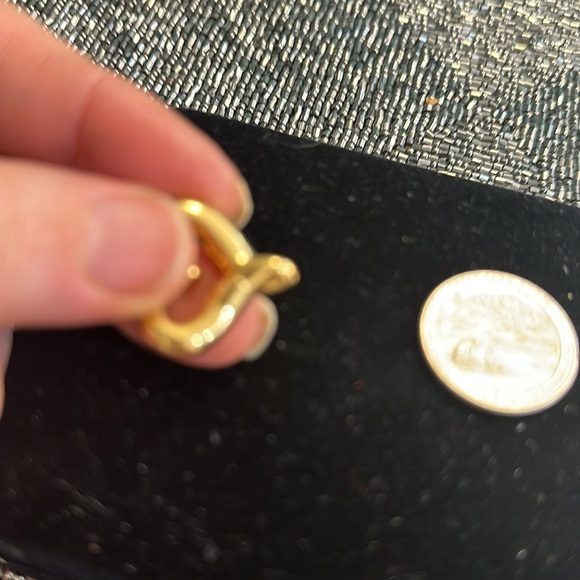 14 karat hollow heart pendant - Picture 9 of 9